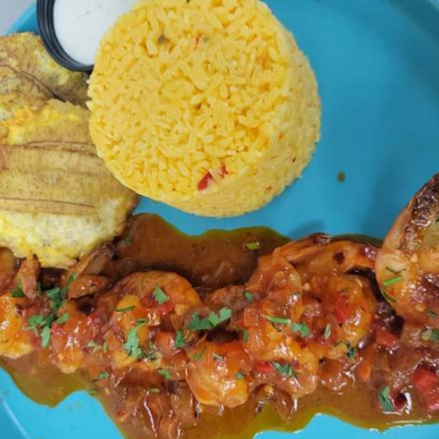 Camarones Enchilados.