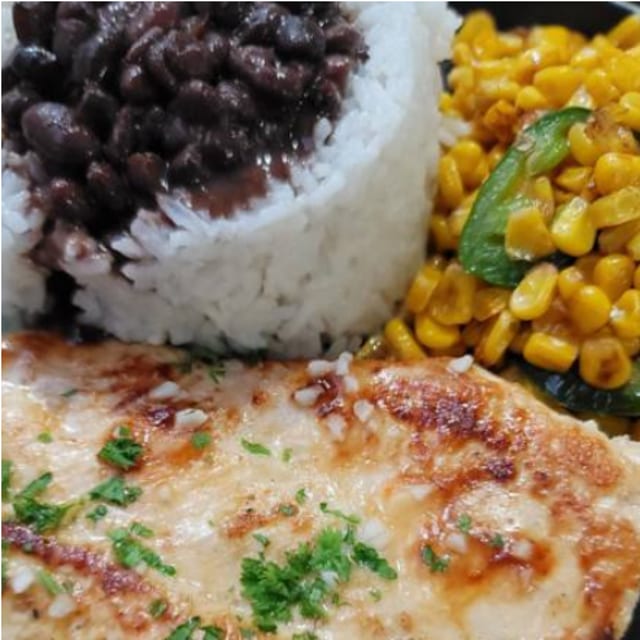 Pollo Limon y Mantequilla.